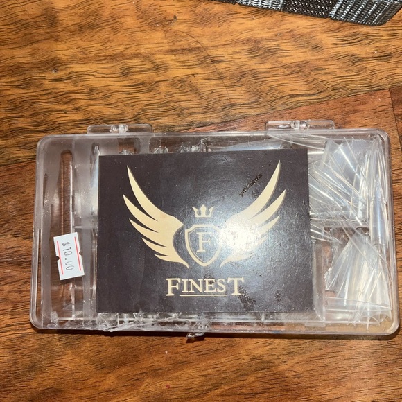 Acrylic Nail Set - Picture 2 of 16